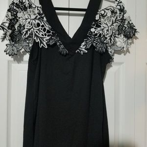 Lace detailed tank top -NWOT- Never worn